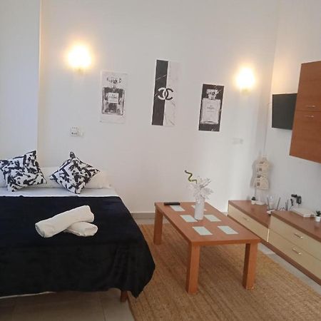 The Lovely Loft 1 Малага Екстериор снимка